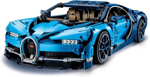 Huur LEGO set 42083 Bugatti Chiron front view