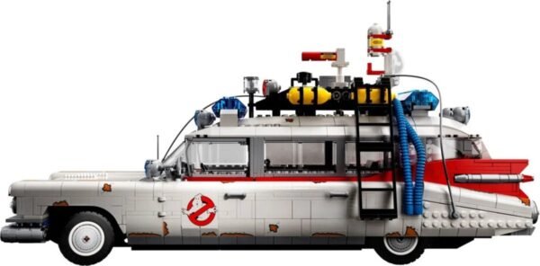 10274 Ghostbusters ECTO-1 zijkant huur eenvoudig online bij setsandbricks.be